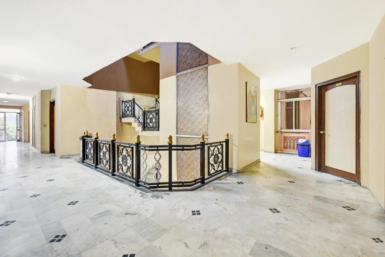 Capital O 84122 Hotel Trilok Palace Jaipur Extérieur photo